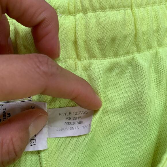 Under Armour Shorts Women L Large Highlighter Semi Fitted HeatGear Running Tulip - Picture 7 of 10